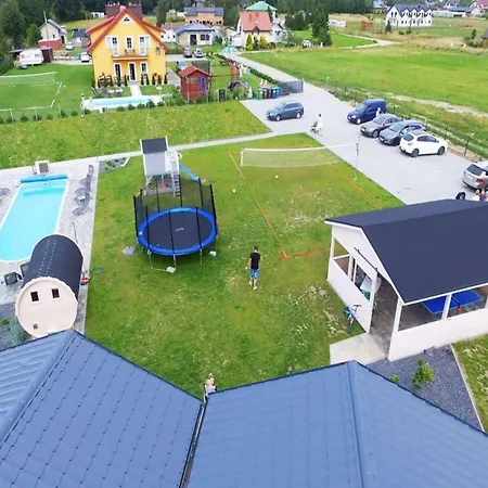 Homes With Pool, Jacuzzi And Sauna *