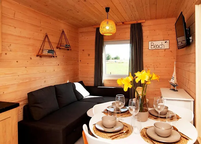 Сasa de vacaciones Homes With Pool, Jacuzzi And Sauna *