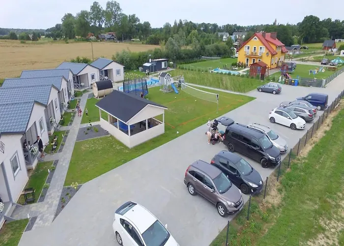 Homes With Pool, Jacuzzi And Sauna *