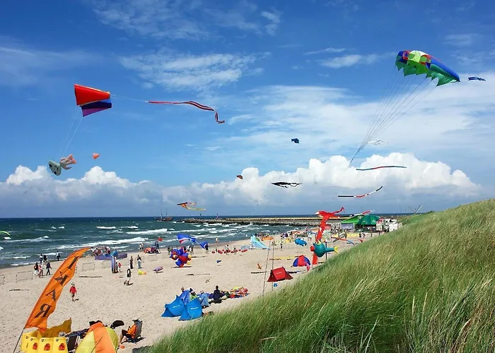 Homes With Pool, Jacuzzi And Sauna Сasa de vacaciones Gąski